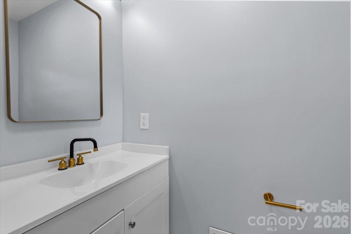 1519 Briarfield Drive Charlotte NC 28205