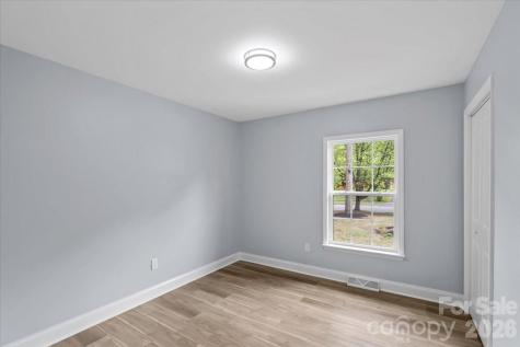1519 Briarfield Drive Charlotte NC 28205