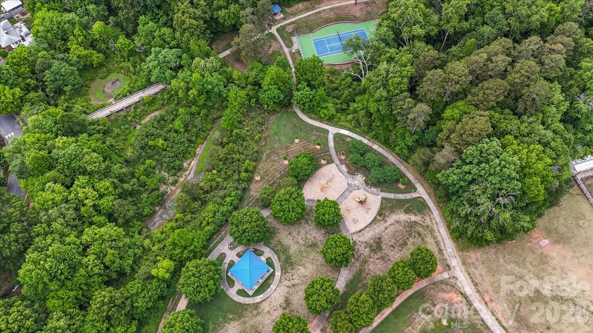 1519 Briarfield Drive Charlotte NC 28205