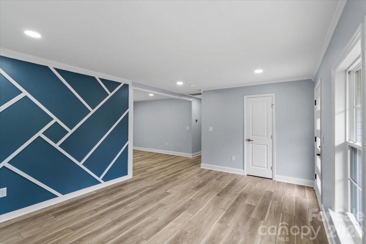 1519 Briarfield Drive Charlotte NC 28205