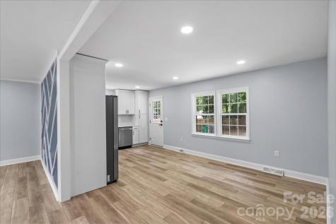 1519 Briarfield Drive Charlotte NC 28205