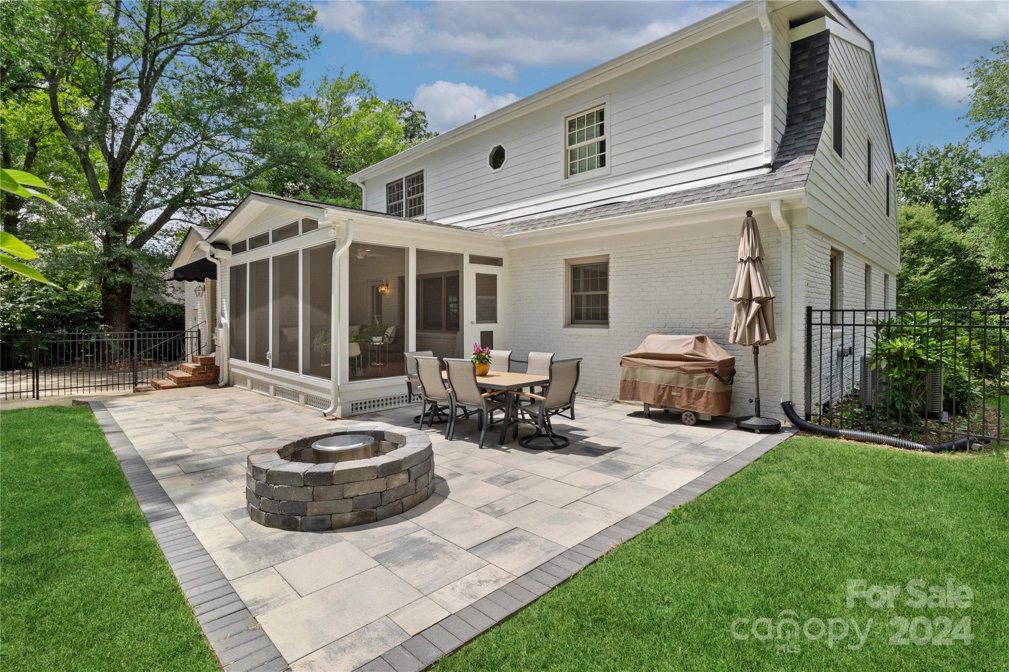 3201 Cloverfield Road Charlotte NC 28211