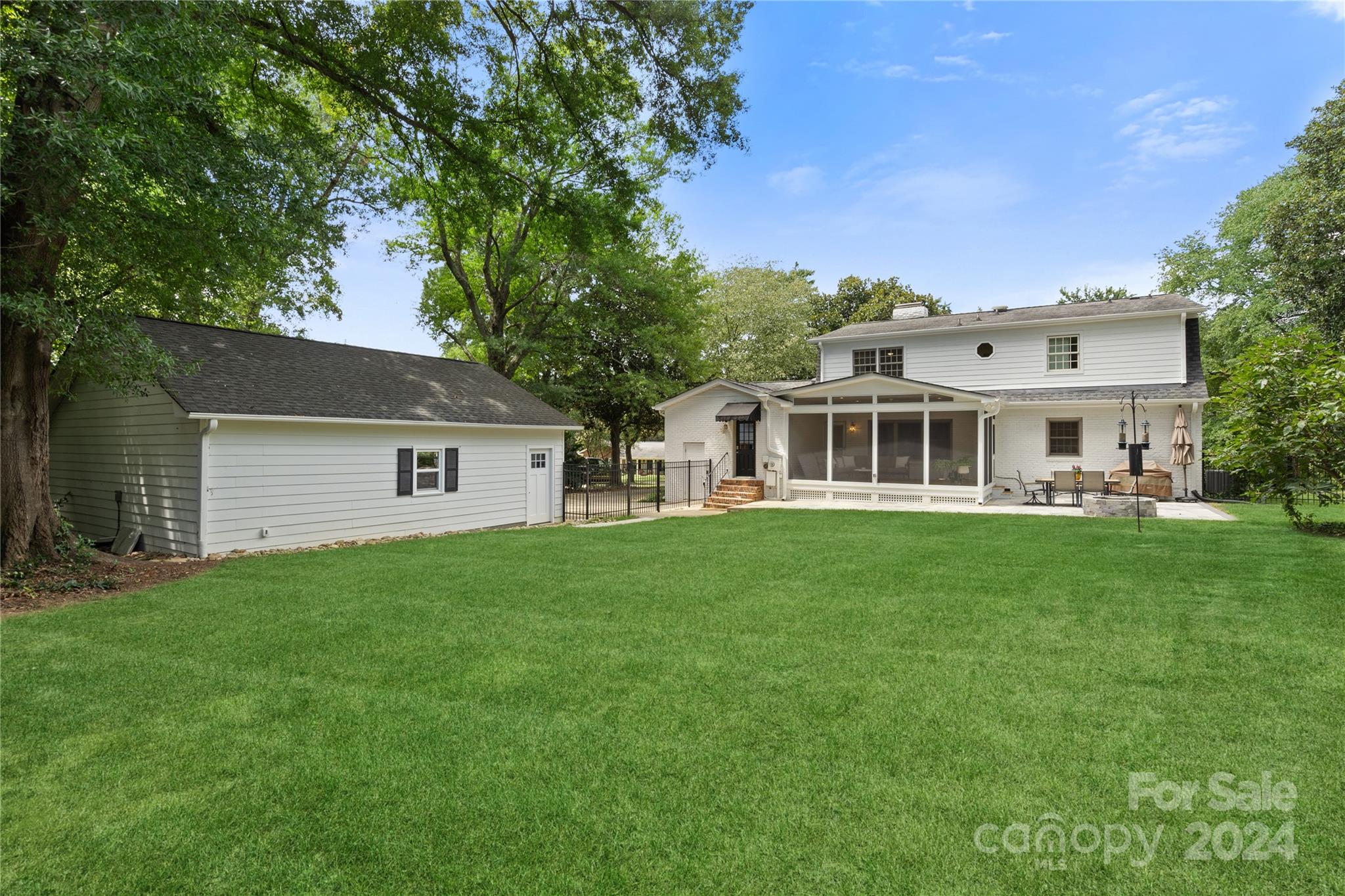 3201 Cloverfield Road Charlotte NC 28211