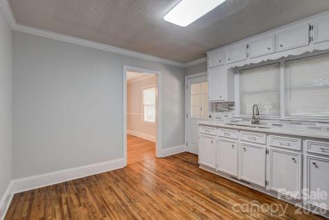 409 E Maynard Street Pageland SC 29728
