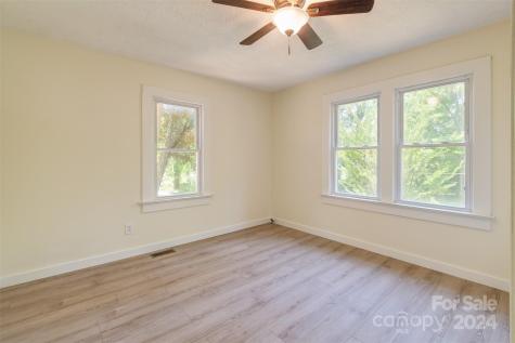 57 Beaverdam Road Candler NC 28715