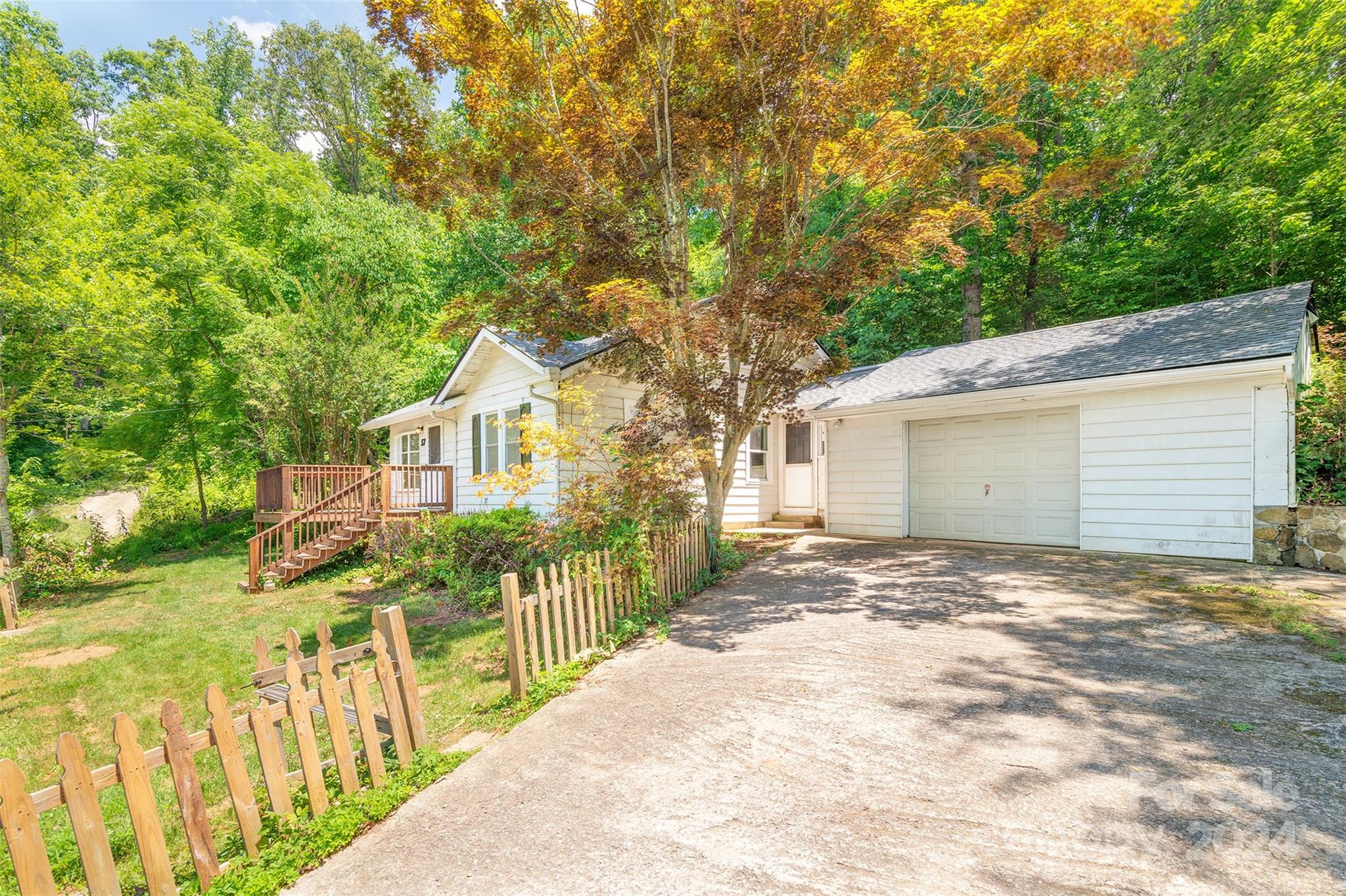57 Beaverdam Road Candler NC 28715