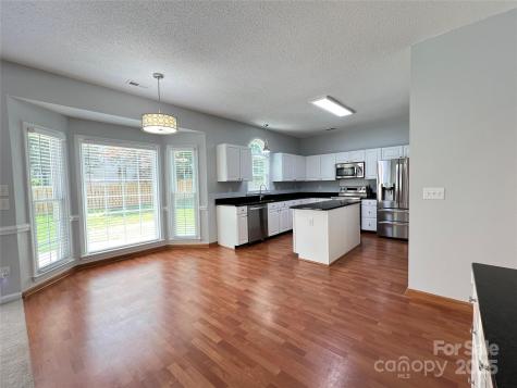 2609 Lamp Post Lane Kannapolis NC 28081