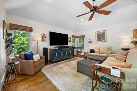 6 Honeysuckle Woods Lake Wylie SC 29710