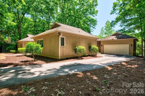6 Honeysuckle Woods Lake Wylie SC 29710