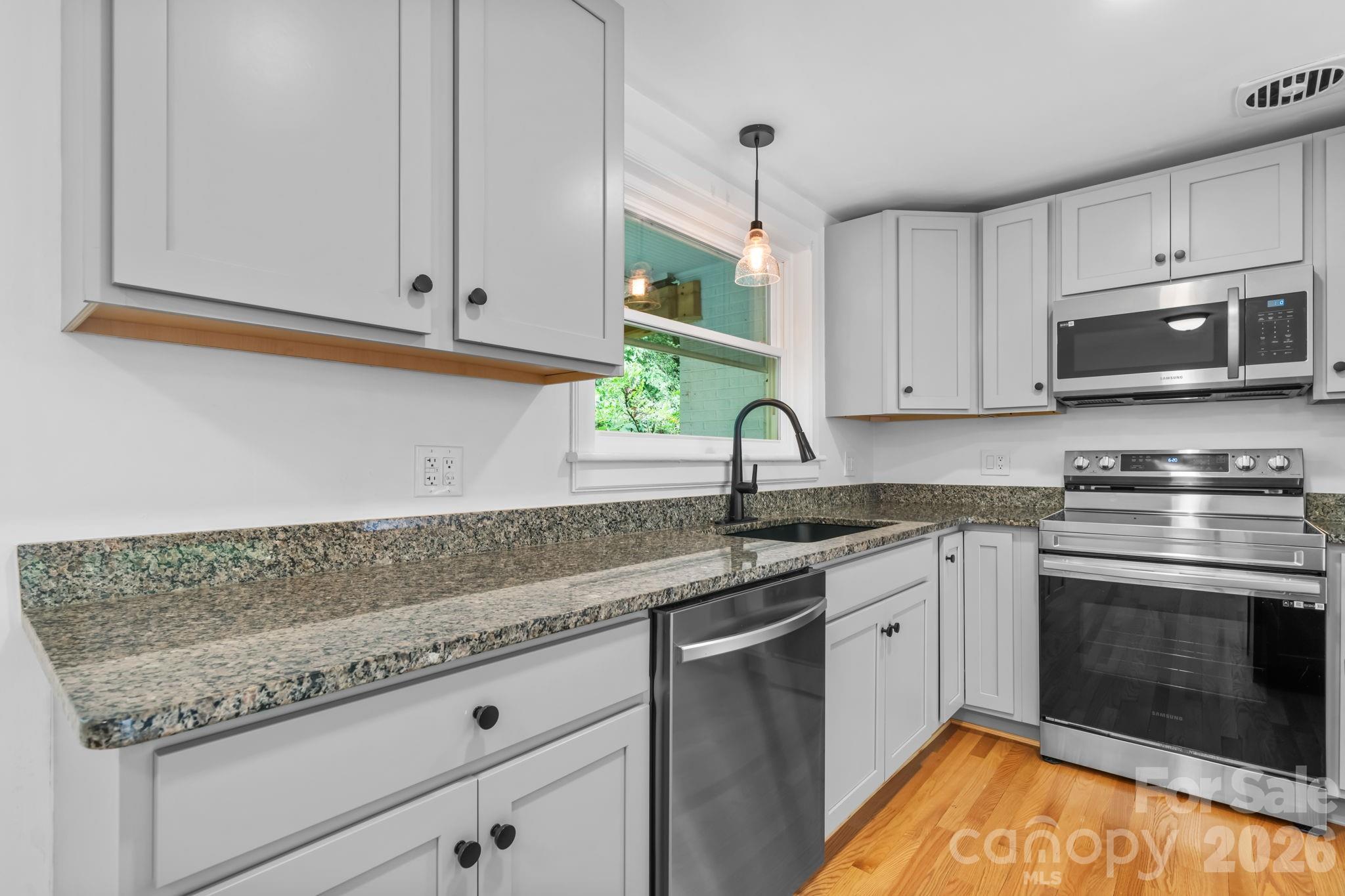 436 Hibriten Drive SE Lenoir NC 28645