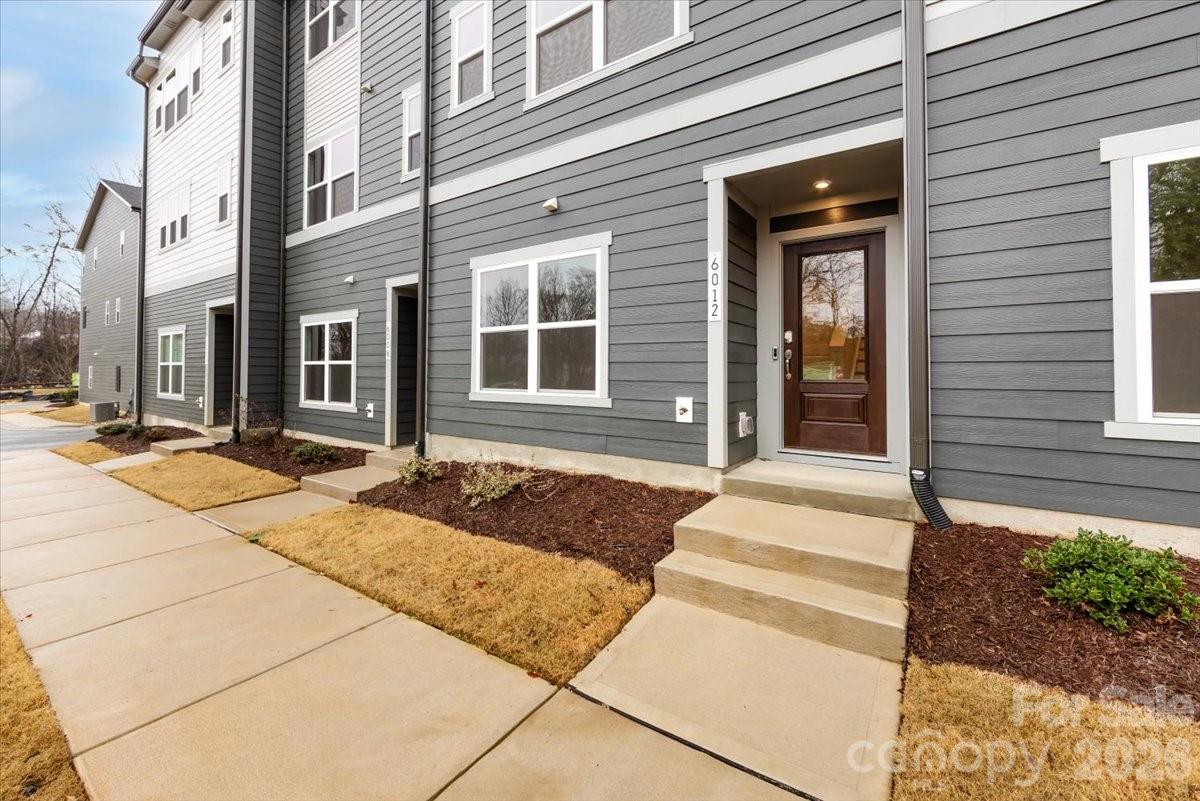 6012 Pivot Court Charlotte NC 28205