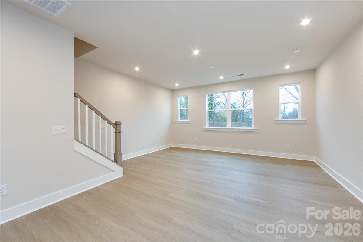 6012 Pivot Court Charlotte NC 28205
