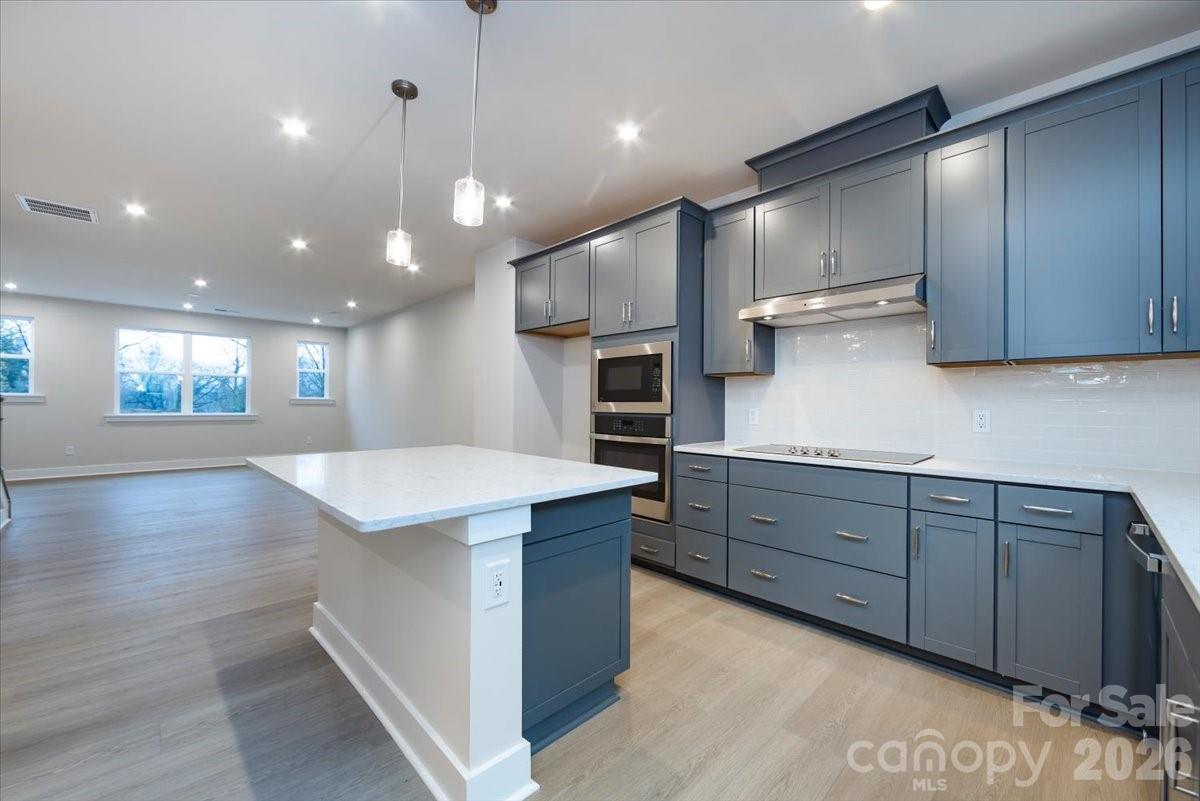6012 Pivot Court Charlotte NC 28205