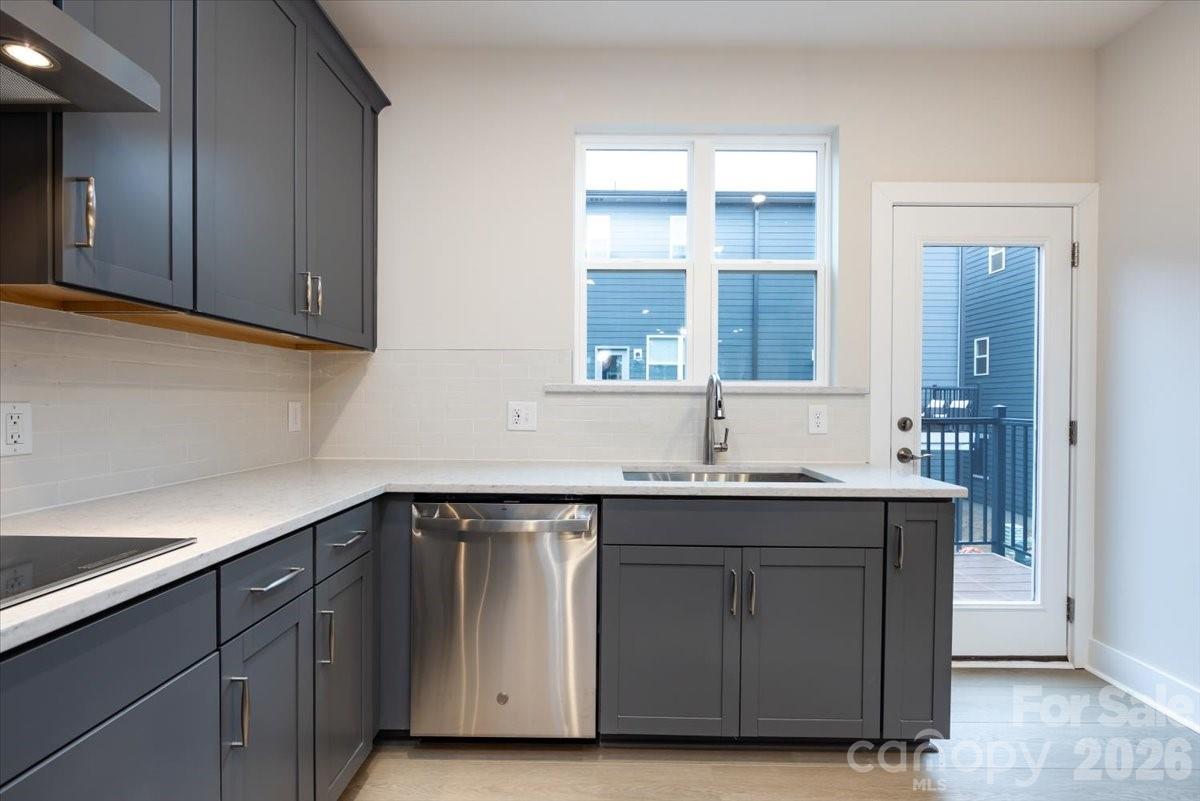 6012 Pivot Court Charlotte NC 28205
