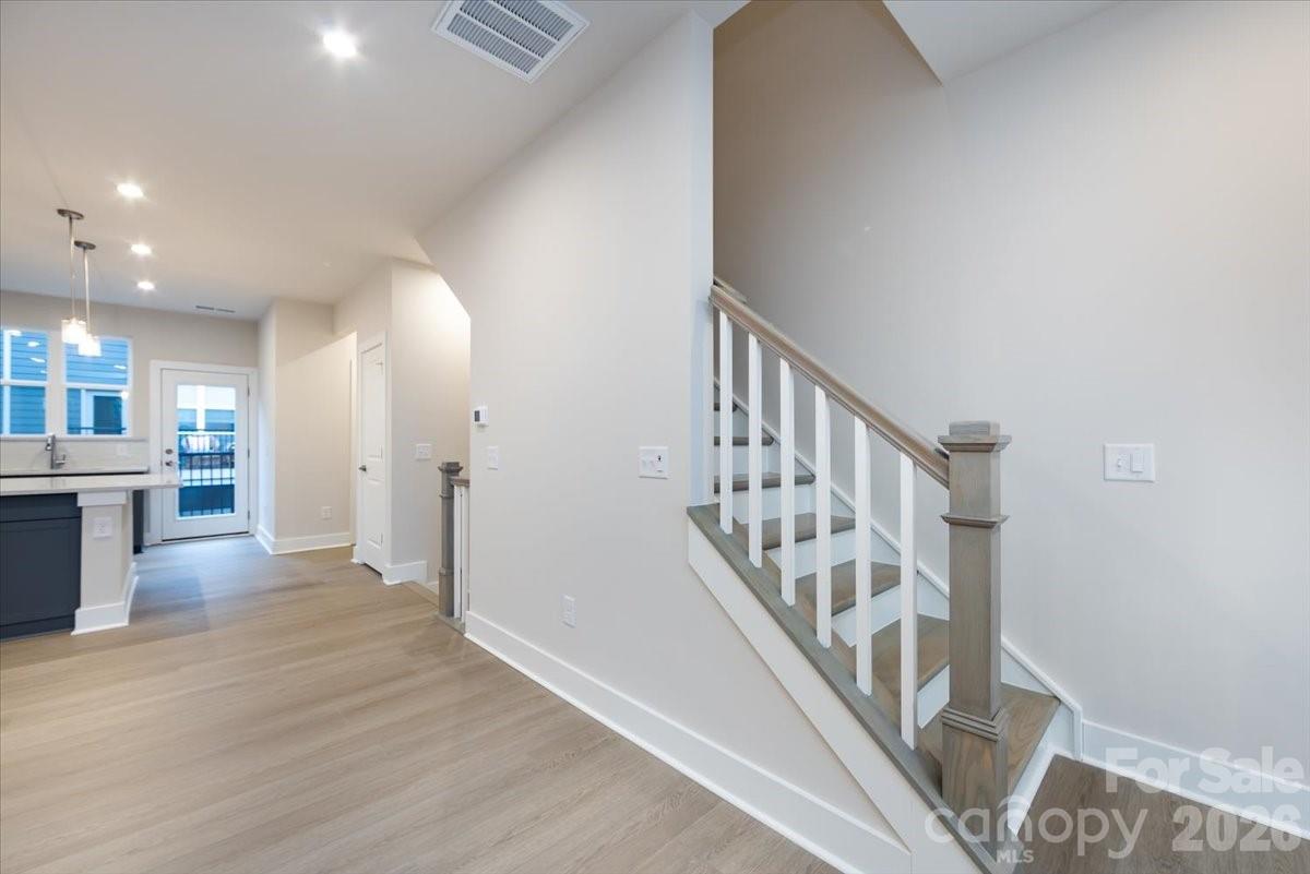6012 Pivot Court Charlotte NC 28205