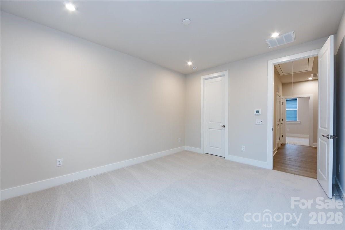 6012 Pivot Court Charlotte NC 28205