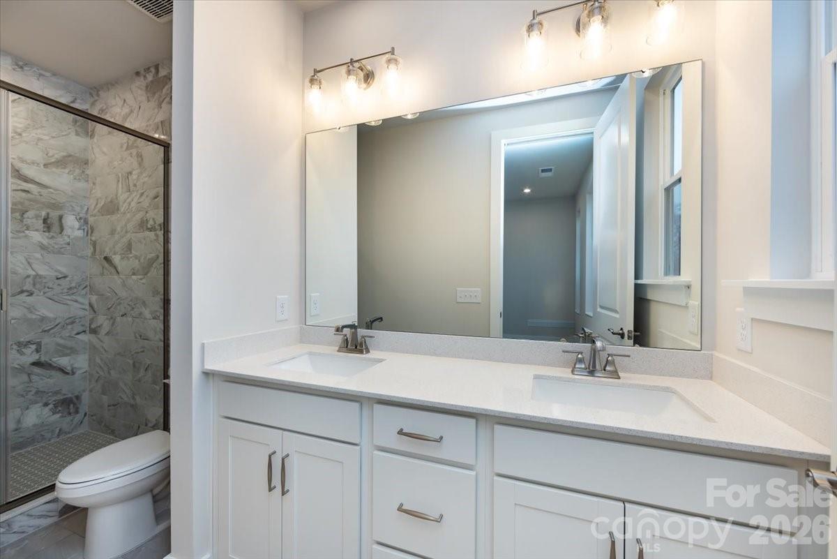 6012 Pivot Court Charlotte NC 28205