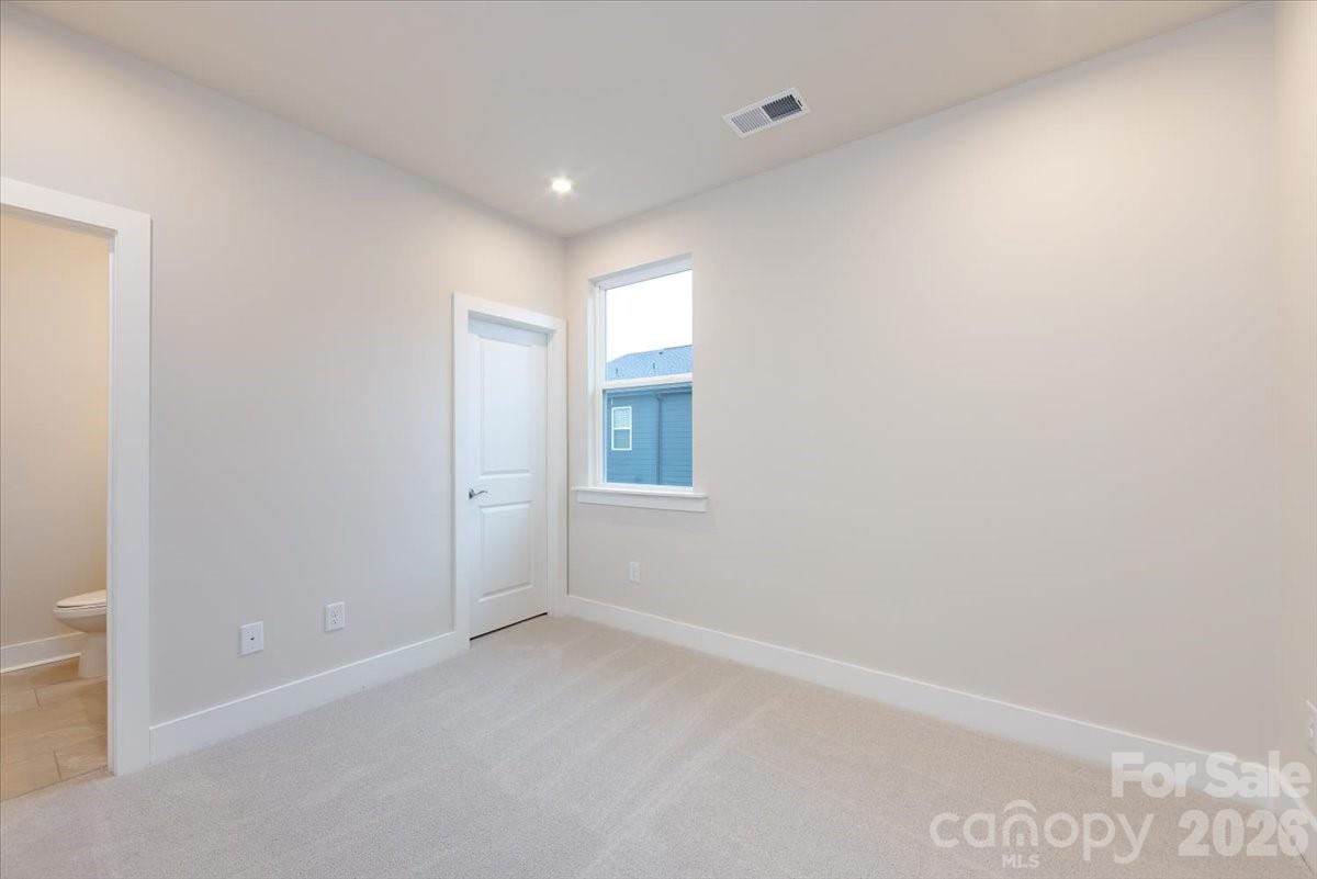 6012 Pivot Court Charlotte NC 28205