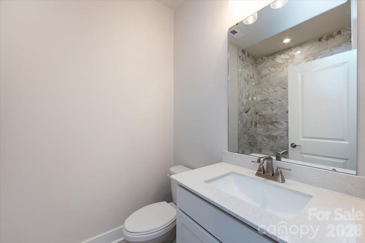 6012 Pivot Court Charlotte NC 28205
