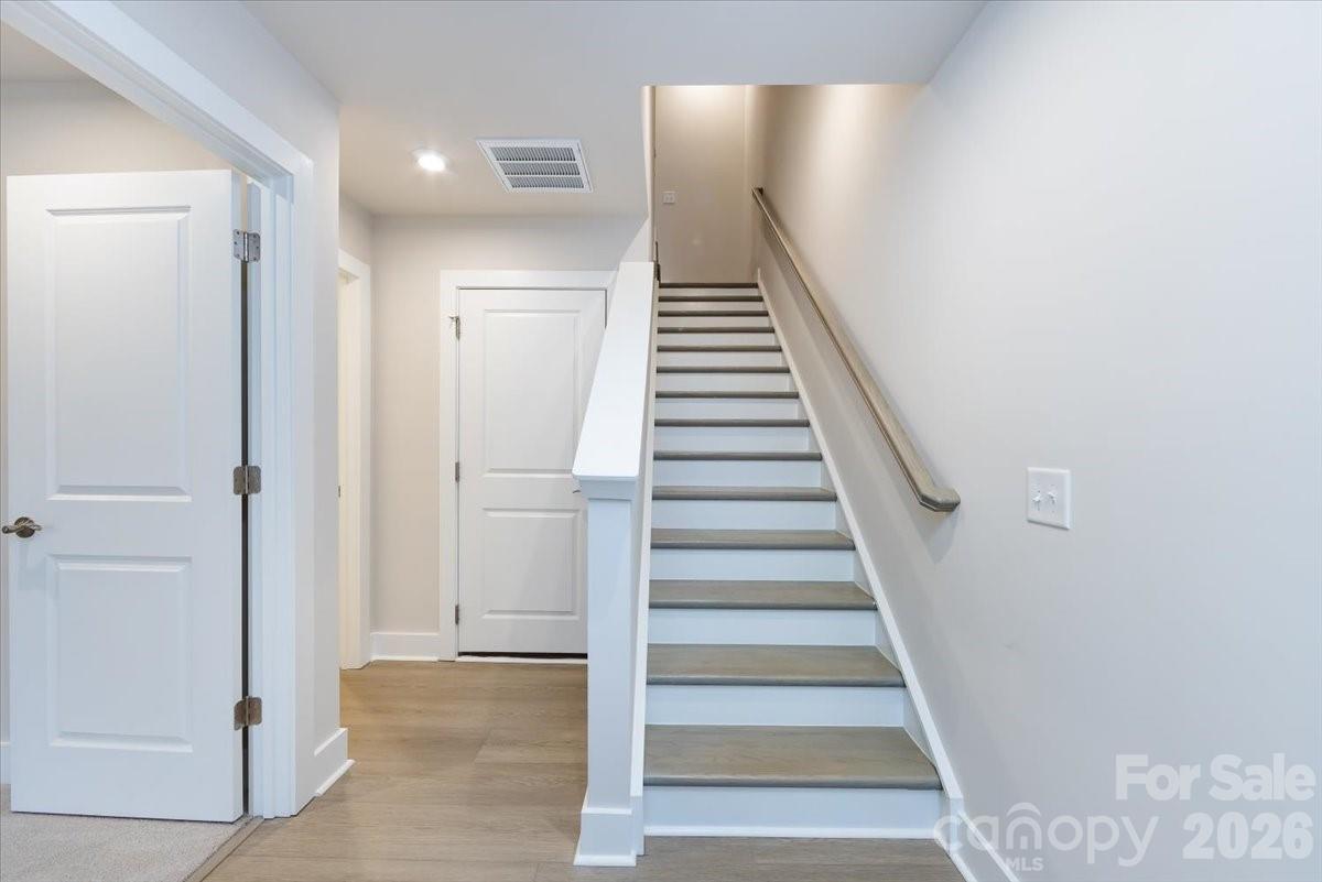 6012 Pivot Court Charlotte NC 28205