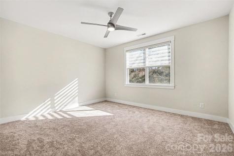 5010 Whitman Avenue Matthews NC 28105