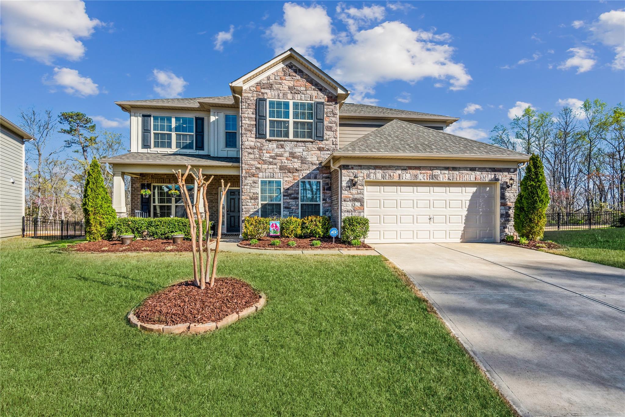 18028 Flowering Oak Court Charlotte NC 28278