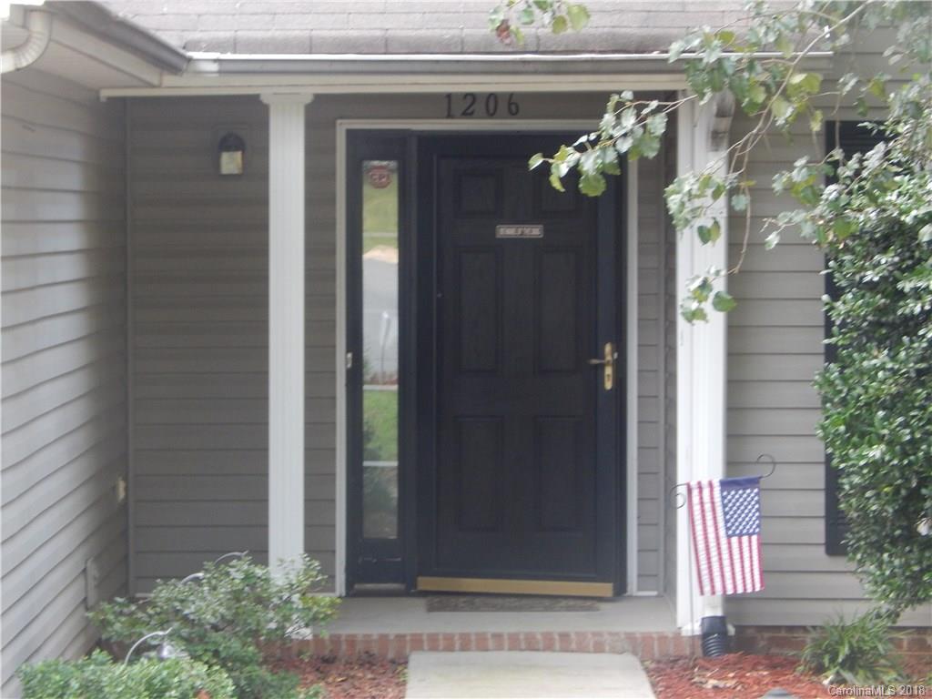 1206 Grass Meadows Court Charlotte NC 28216