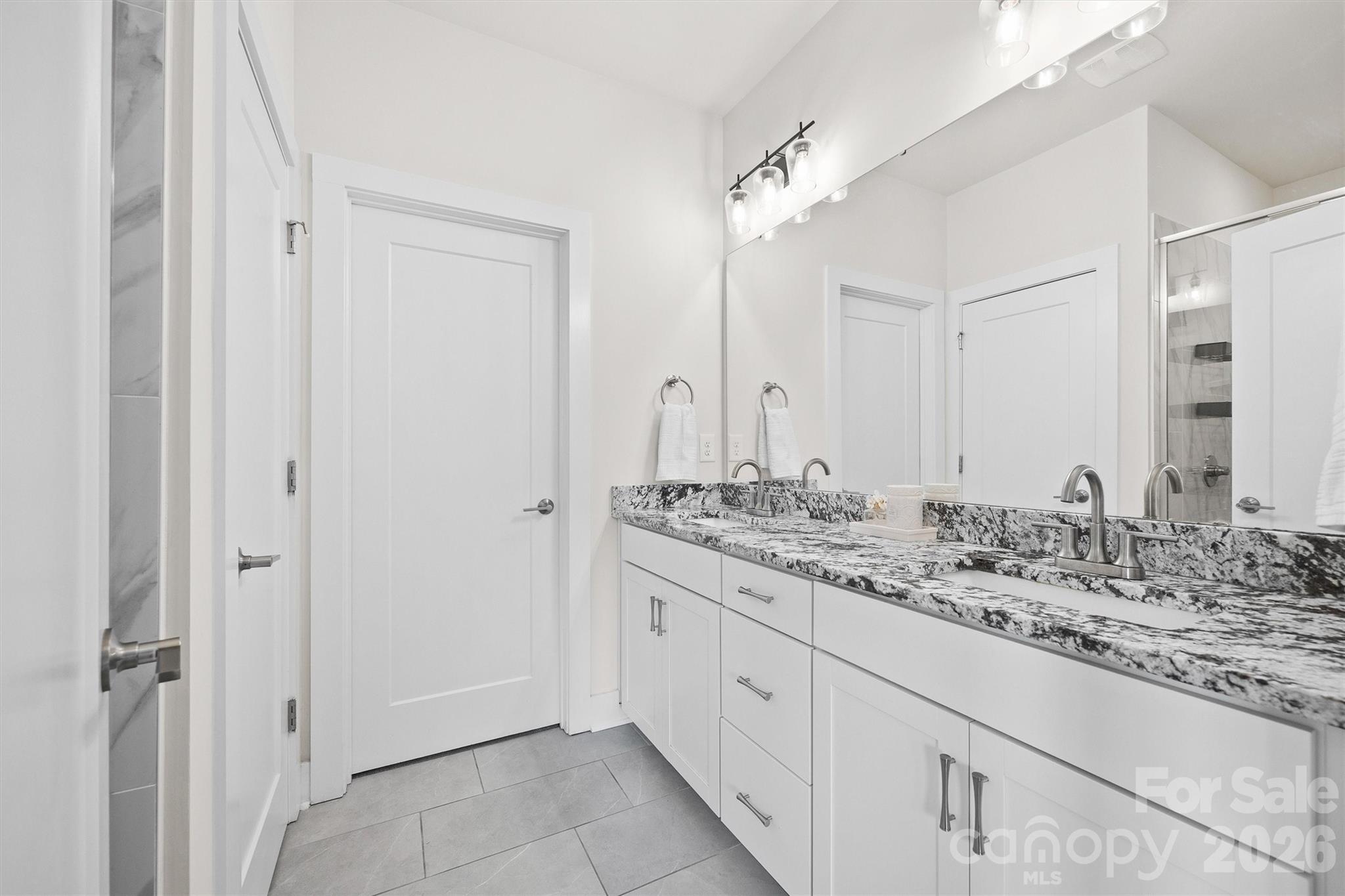 3225 Zenith Lane Charlotte NC 28205