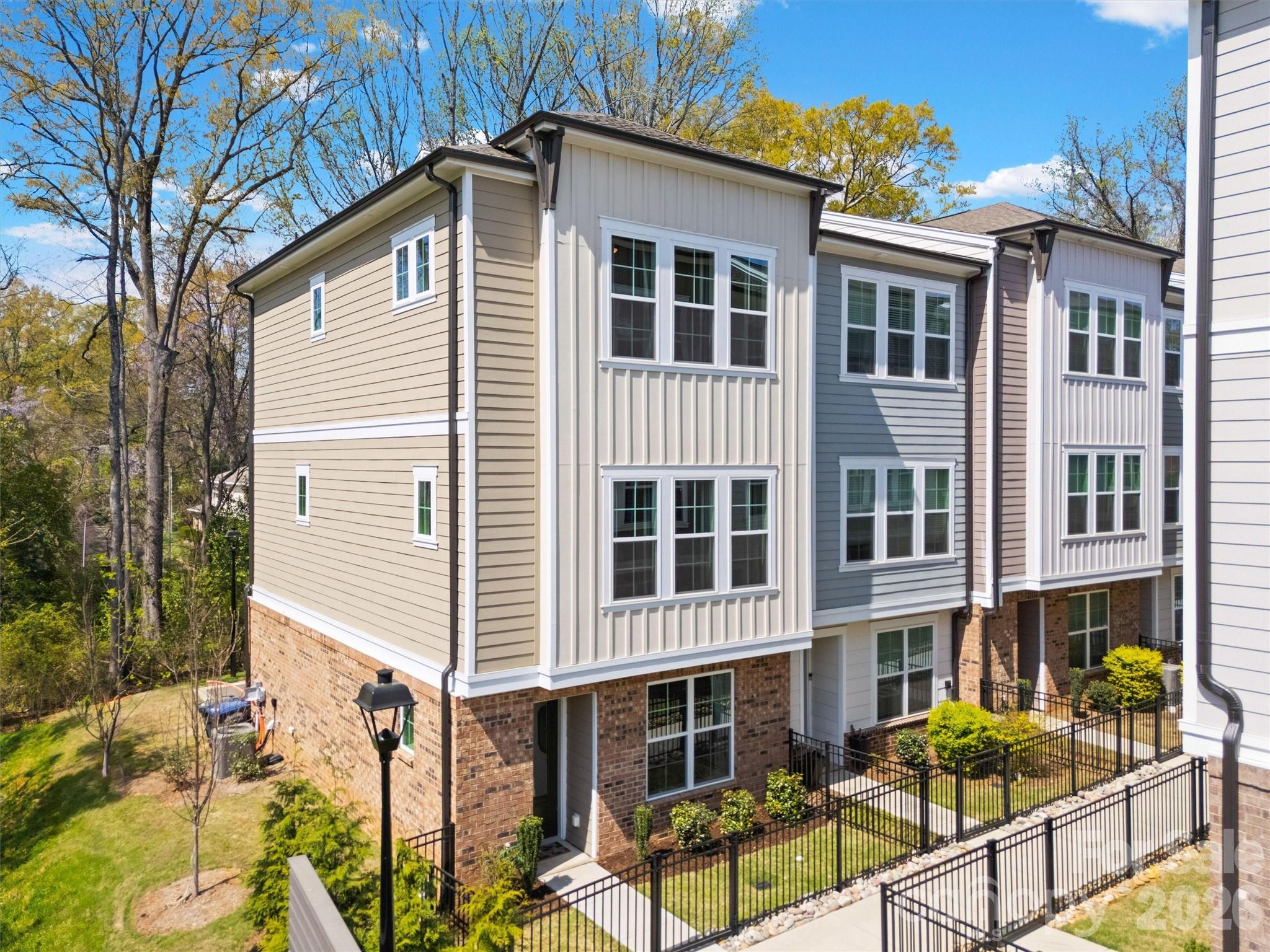 3225 Zenith Lane Charlotte NC 28205