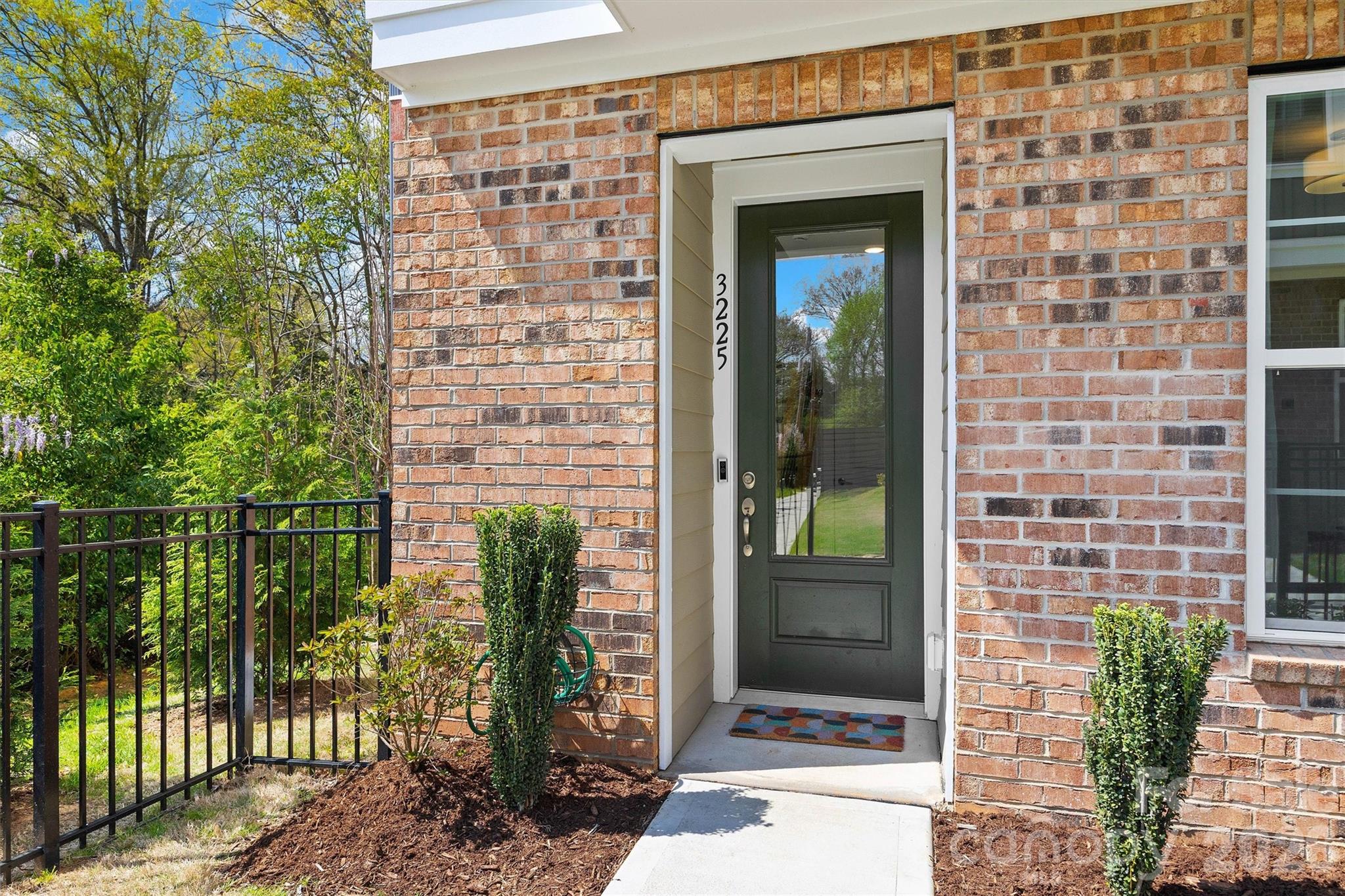3225 Zenith Lane Charlotte NC 28205