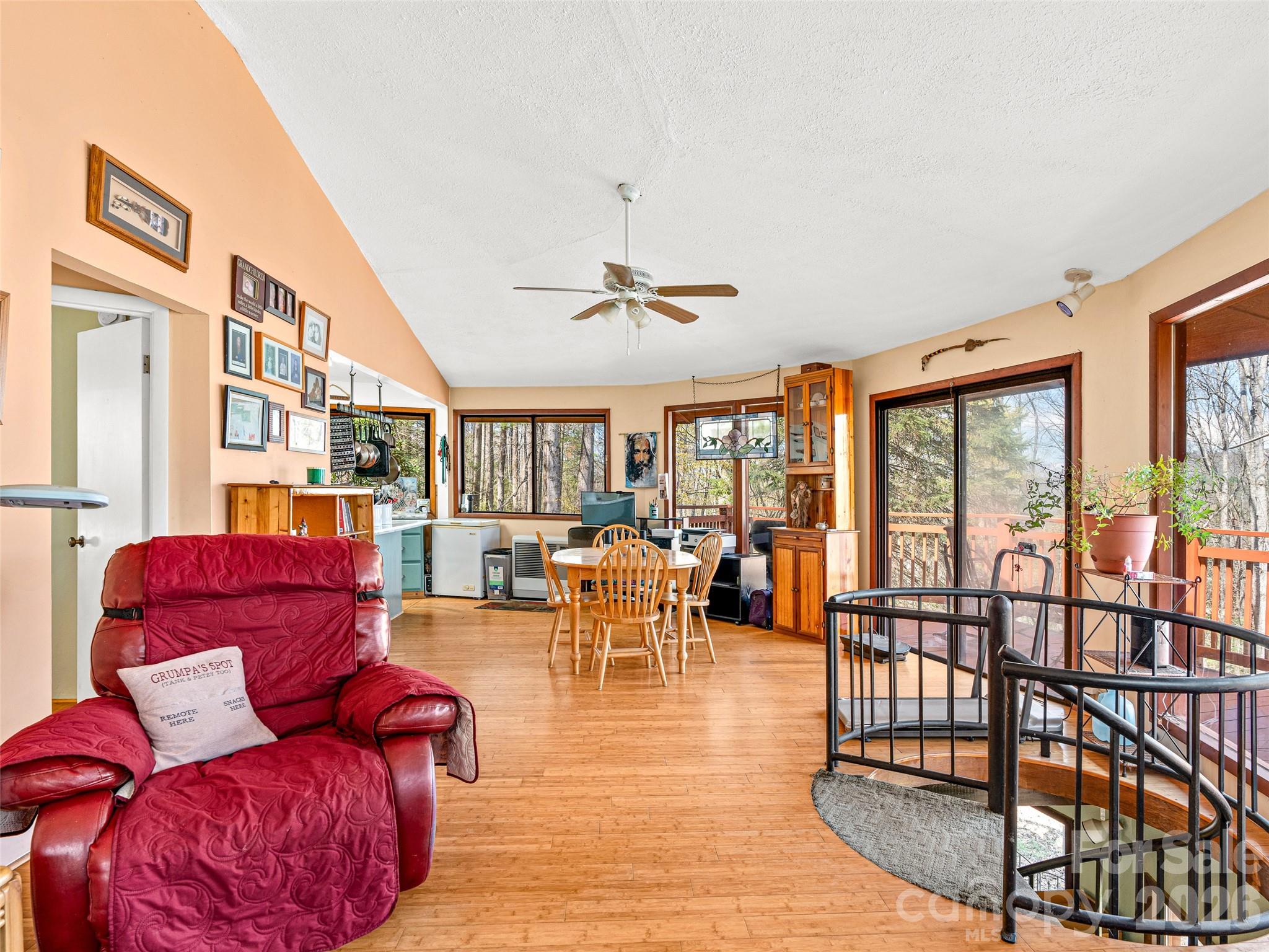 53 Yale Road Hendersonville NC 28739