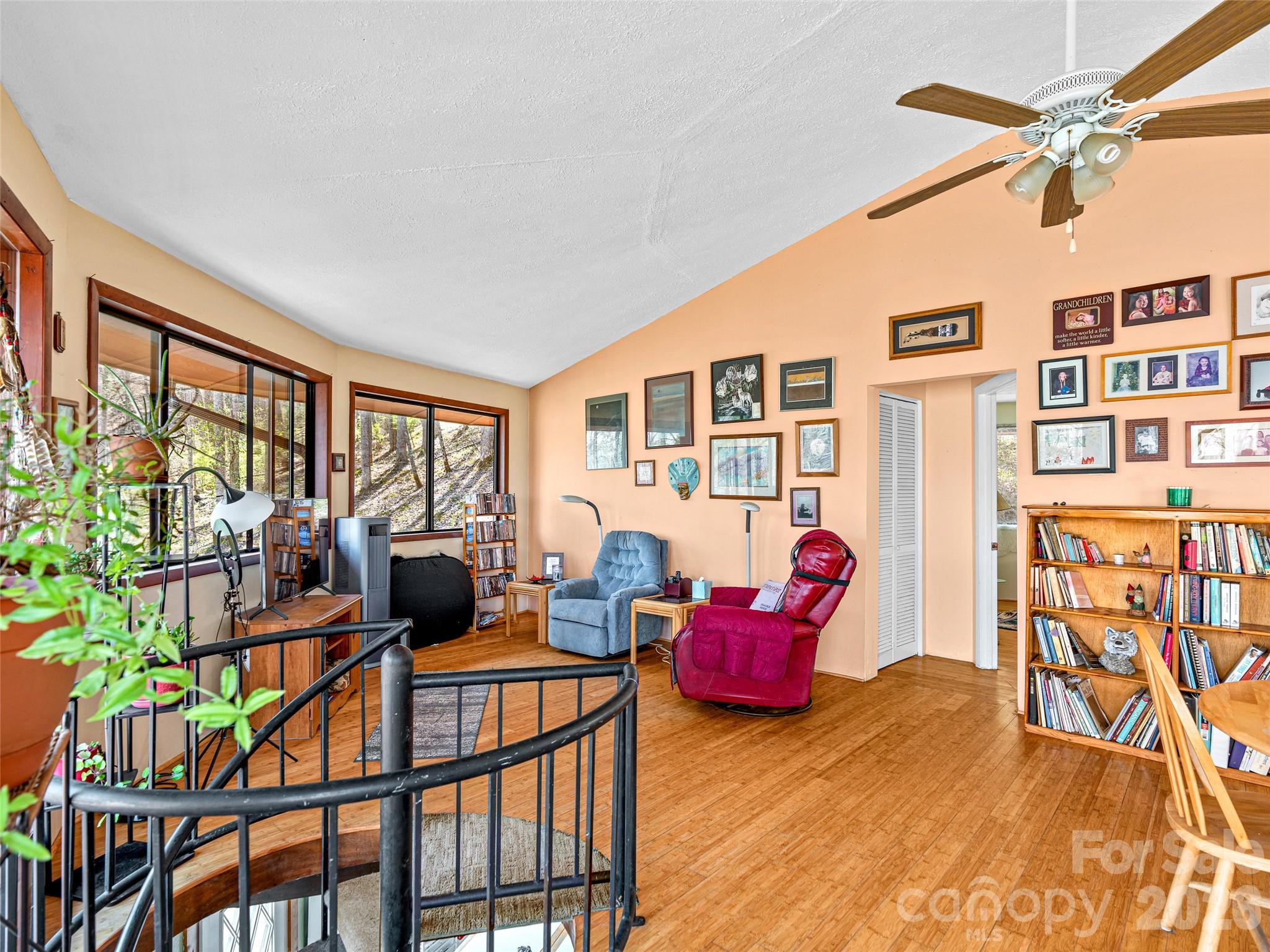 53 Yale Road Hendersonville NC 28739