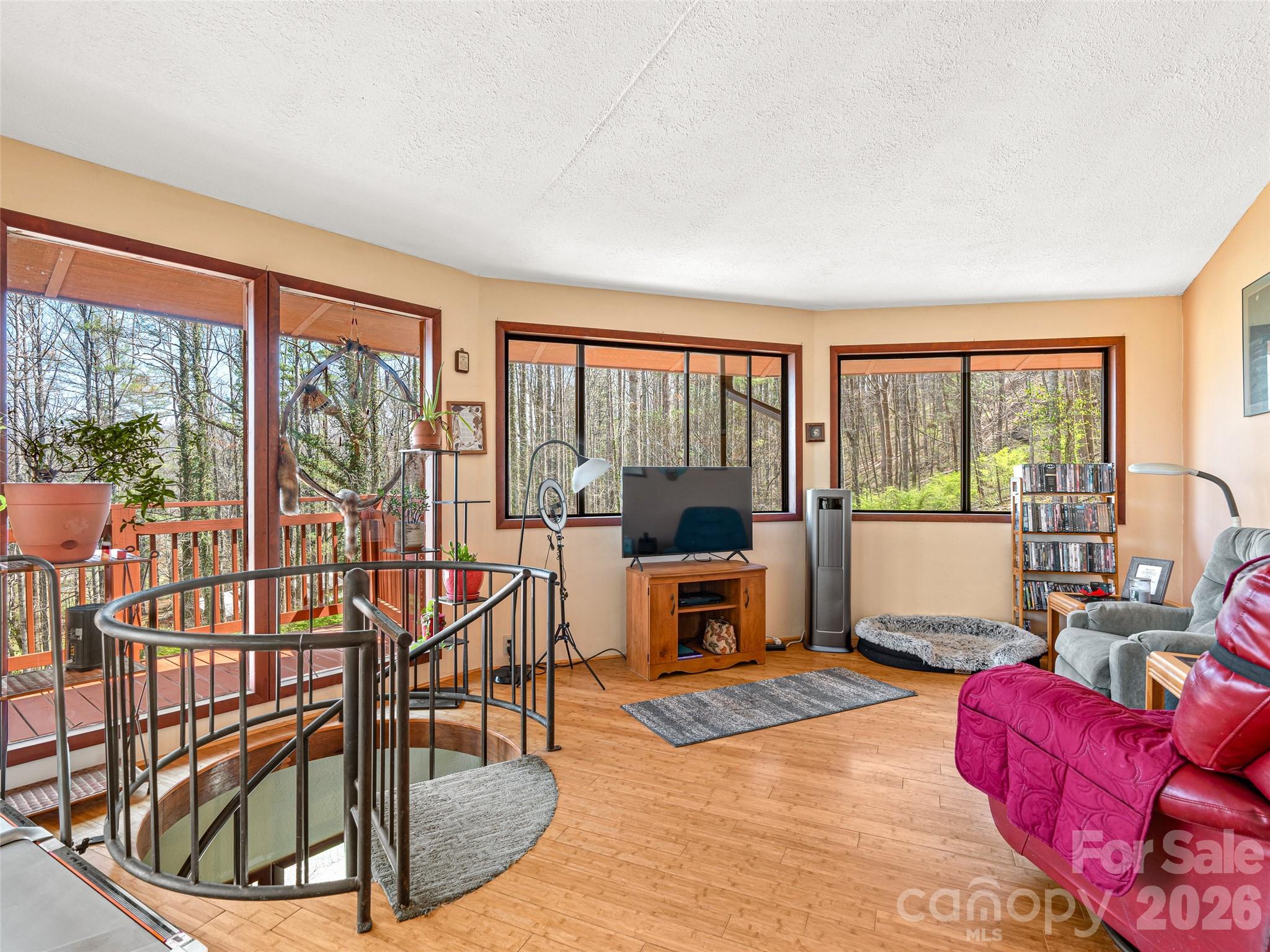53 Yale Road Hendersonville NC 28739
