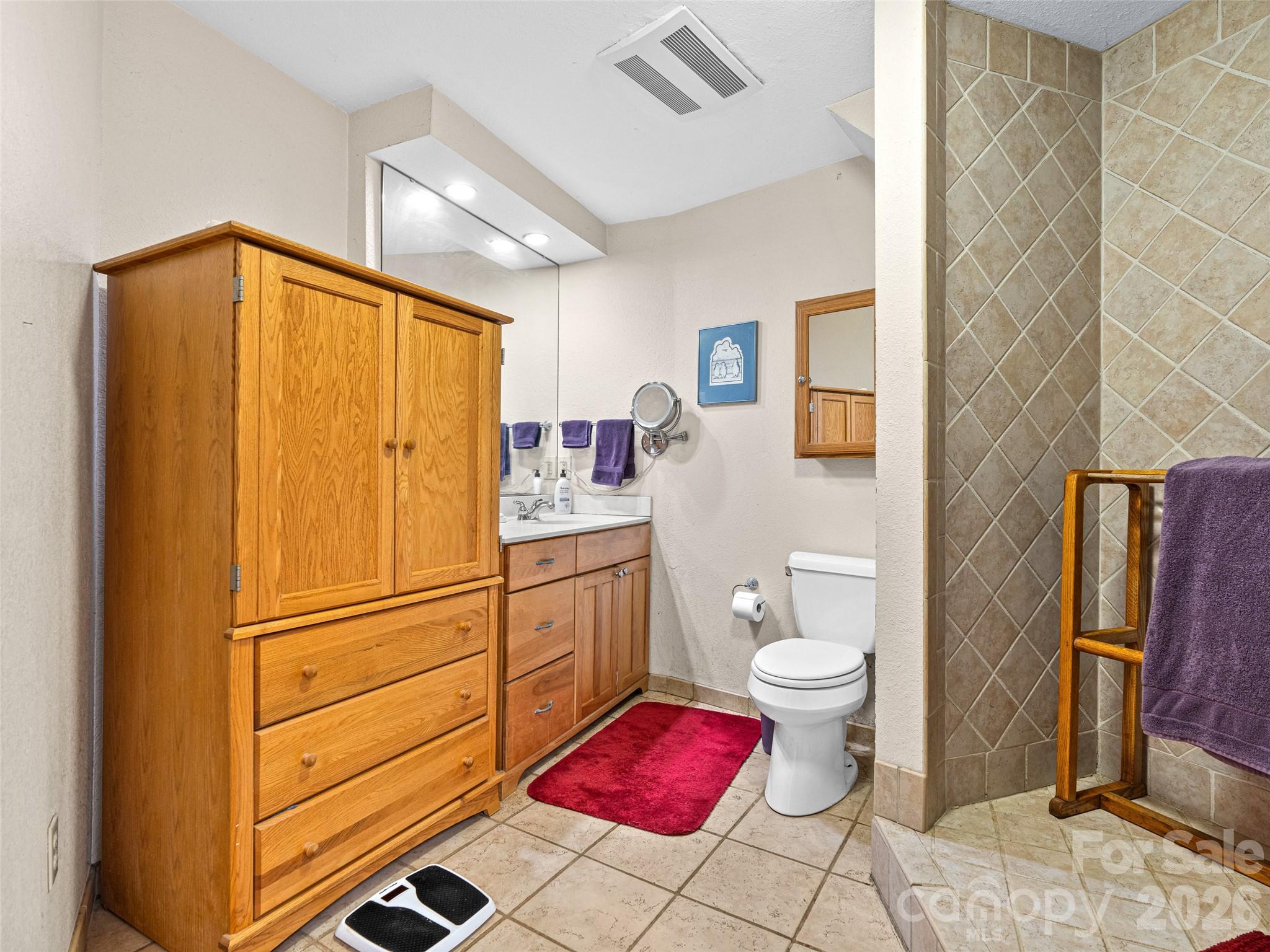 53 Yale Road Hendersonville NC 28739