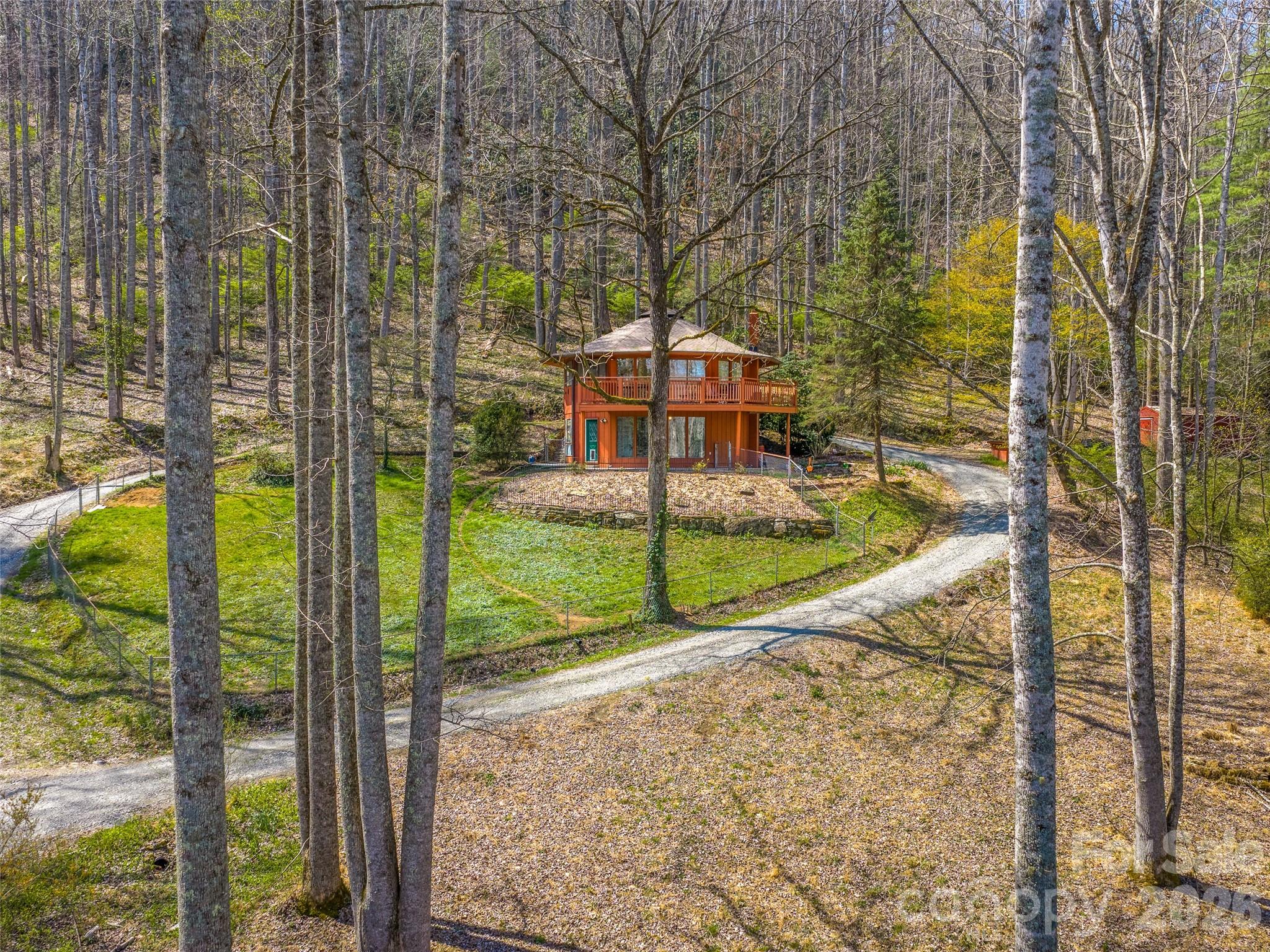 53 Yale Road Hendersonville NC 28739