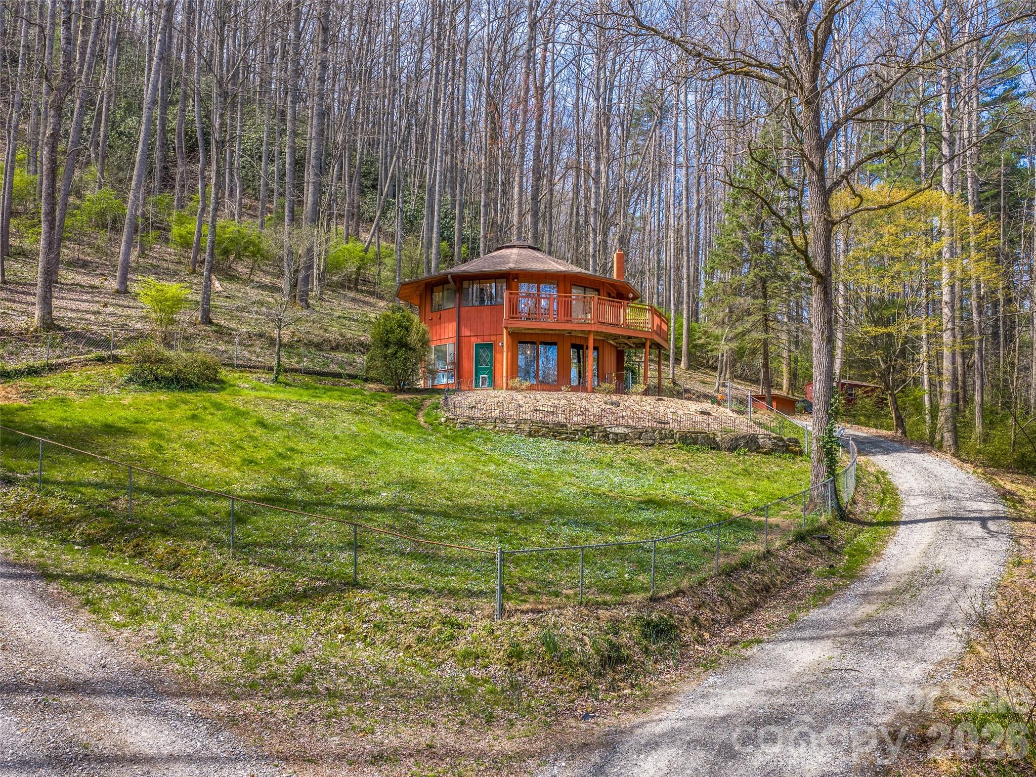 53 Yale Road Hendersonville NC 28739