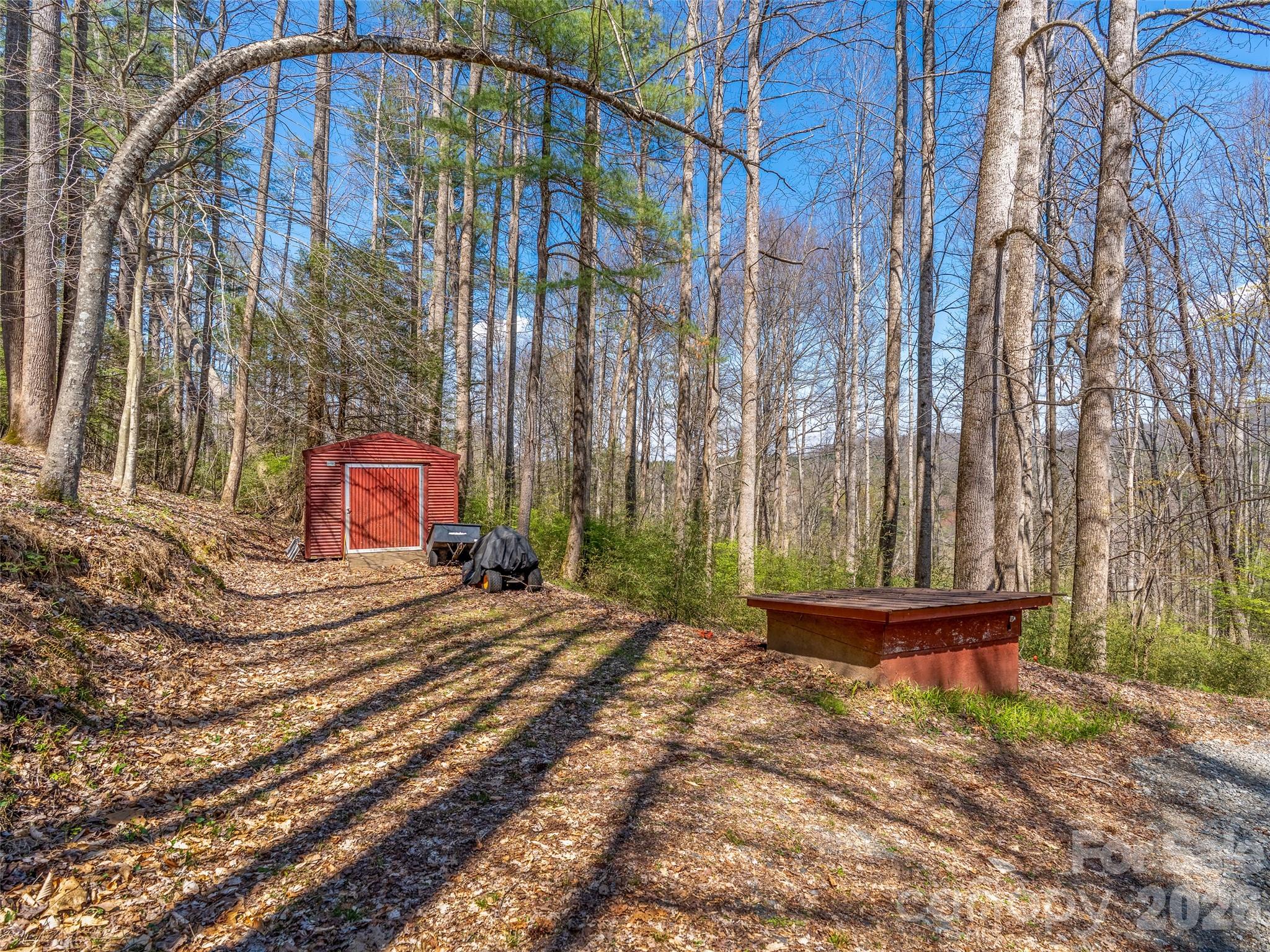 53 Yale Road Hendersonville NC 28739