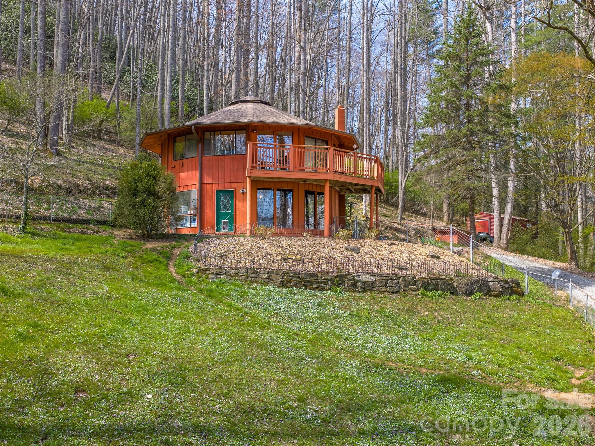 53 Yale Road Hendersonville NC 28739