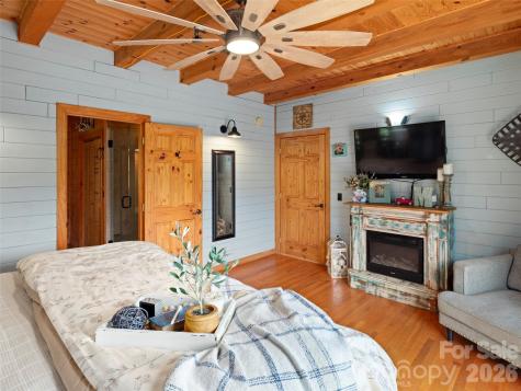 64 Cradling Cove Waynesville NC 28785