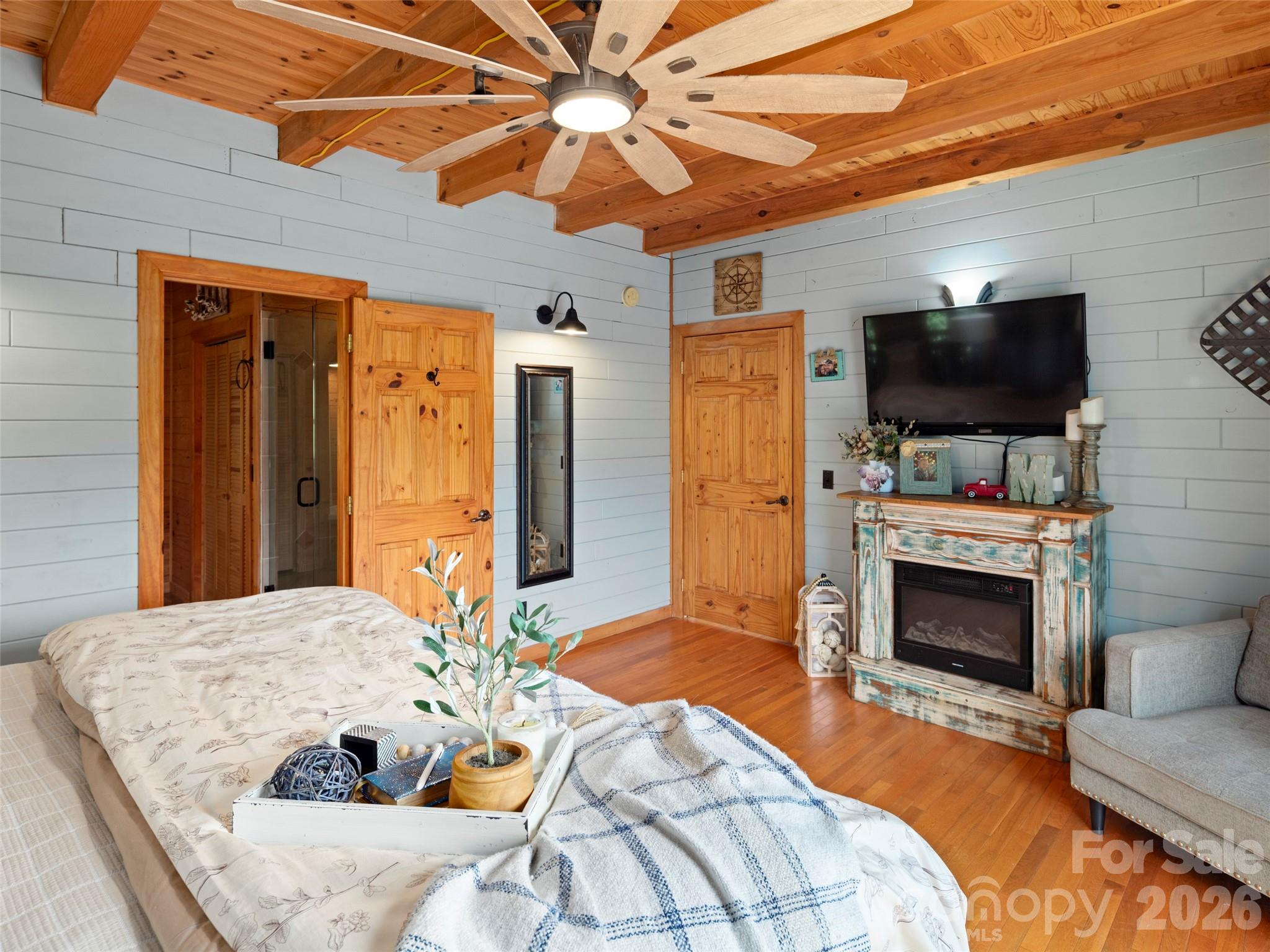 64 Cradling Cove Waynesville NC 28785