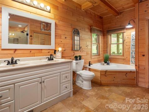 64 Cradling Cove Waynesville NC 28785