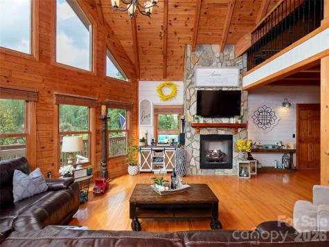64 Cradling Cove Waynesville NC 28785