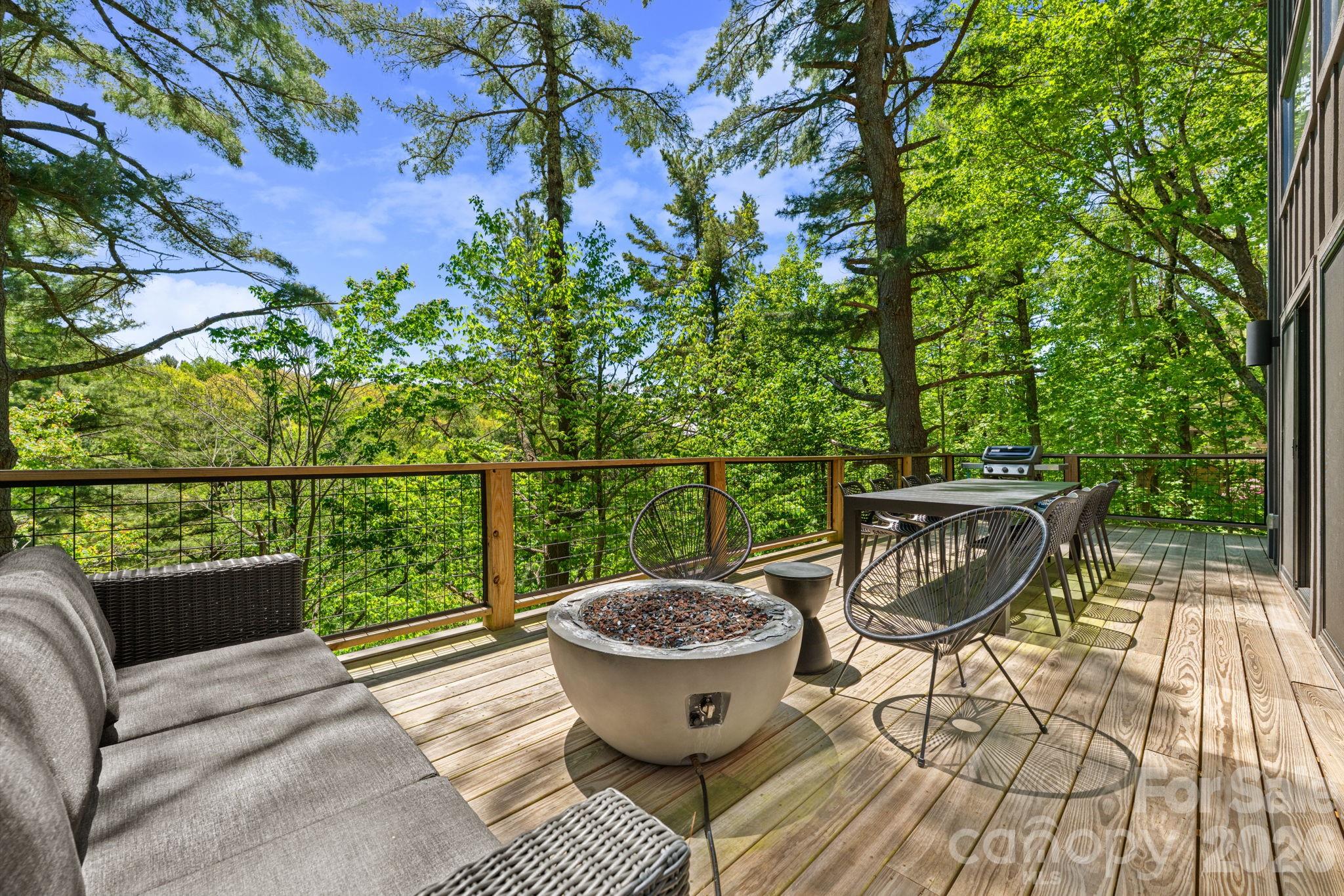 1385 Niley Cook Road Blowing Rock NC 28605