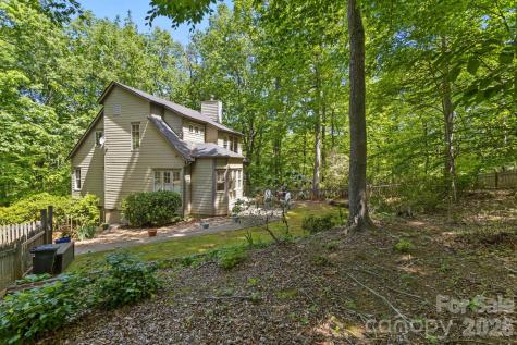 2825 Hunting Country Road Tryon NC 28782