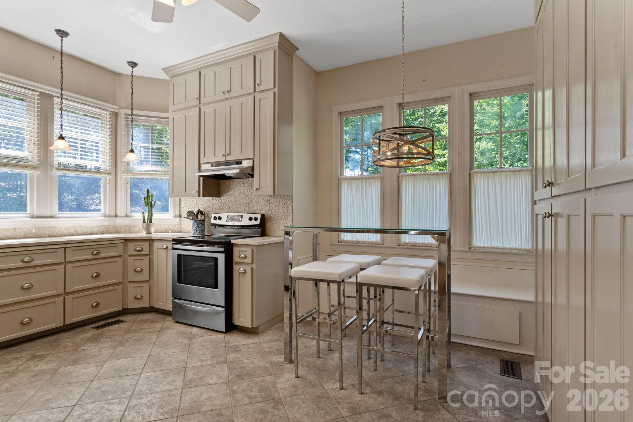 2825 Hunting Country Road Tryon NC 28782