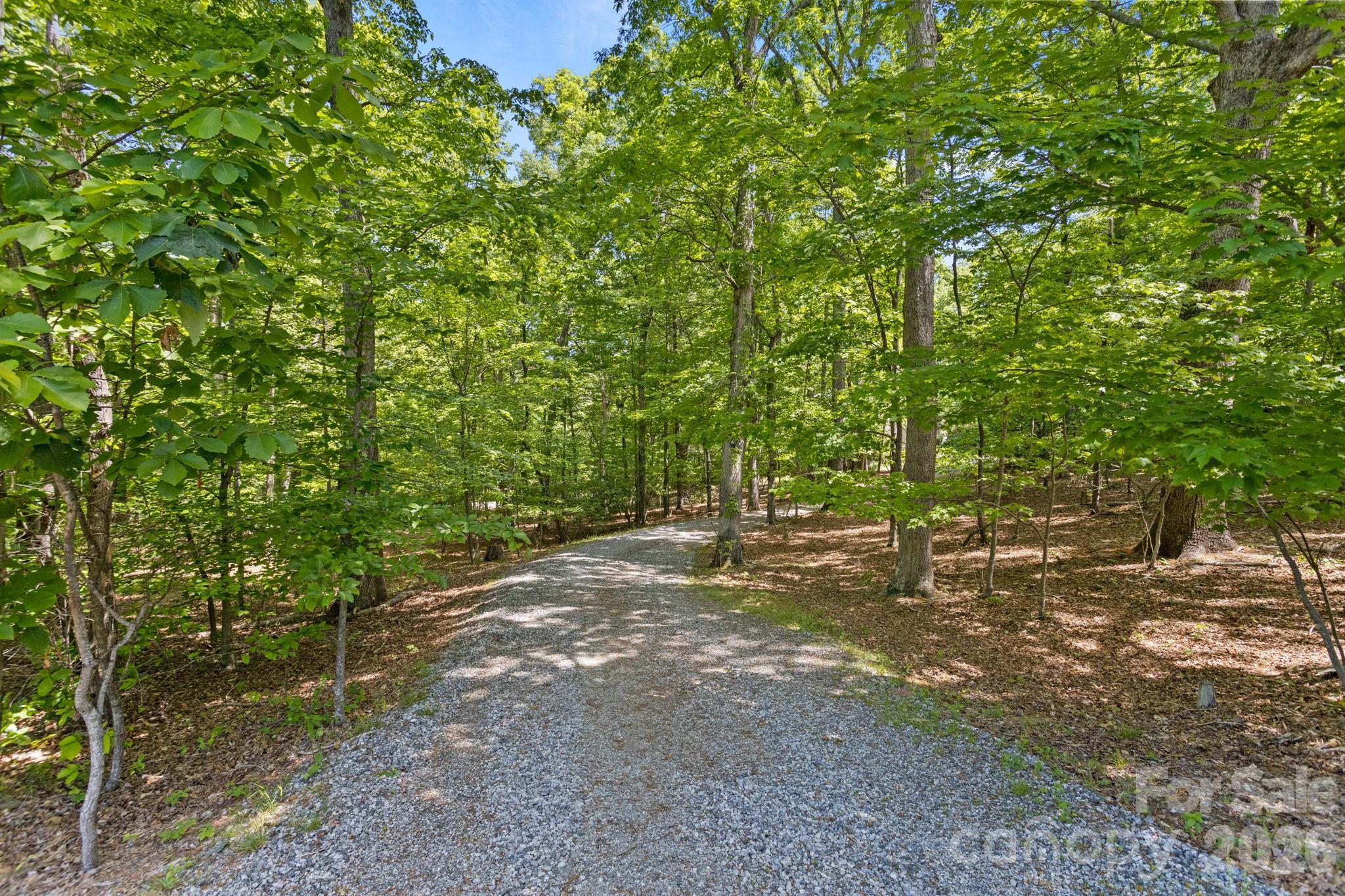 2825 Hunting Country Road Tryon NC 28782