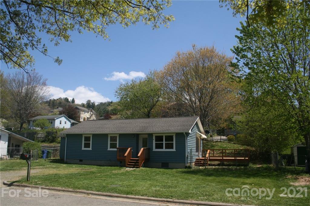 4 George Washington Carver Avenue Asheville NC 28801