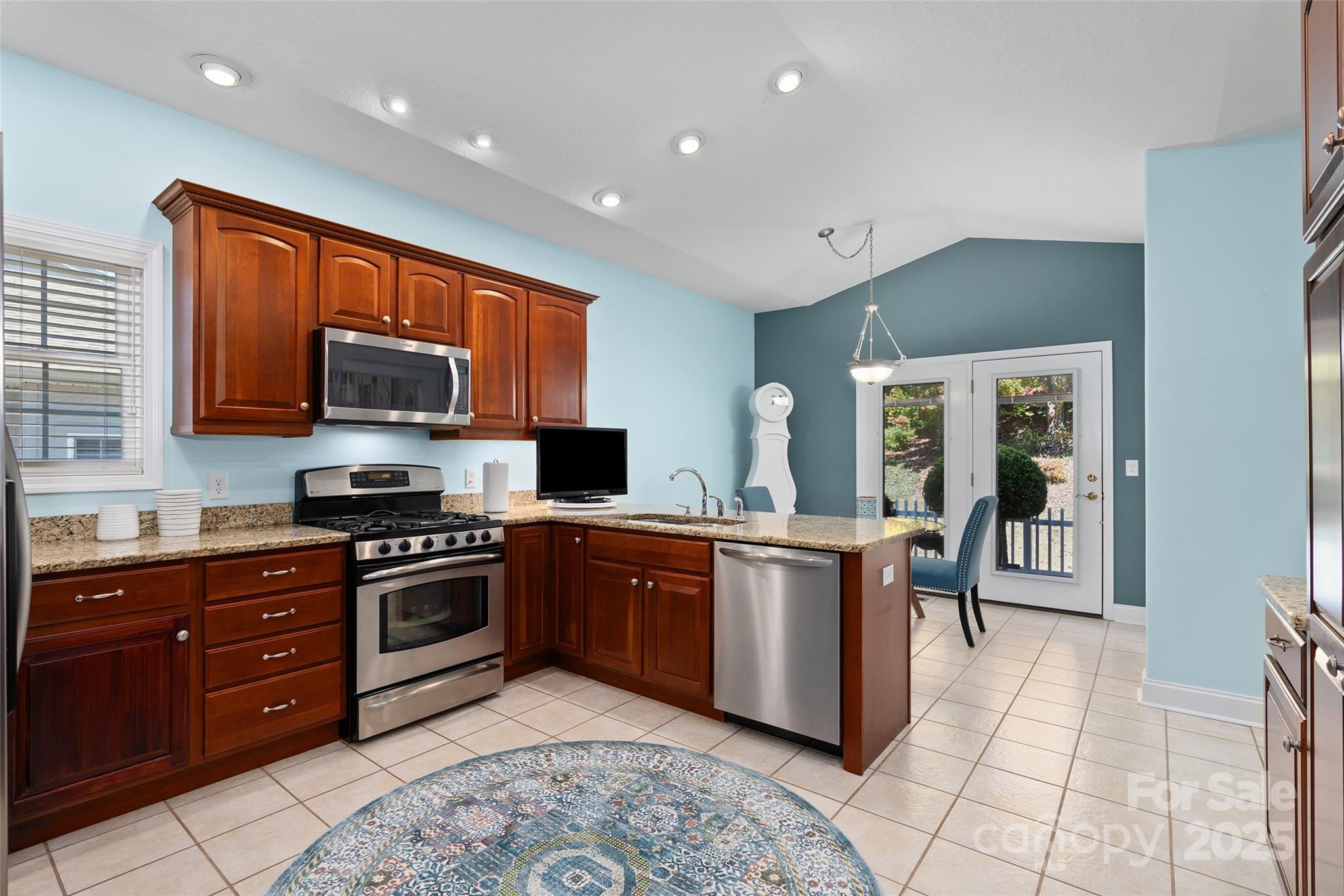 23 Holiday Drive Arden NC 28704