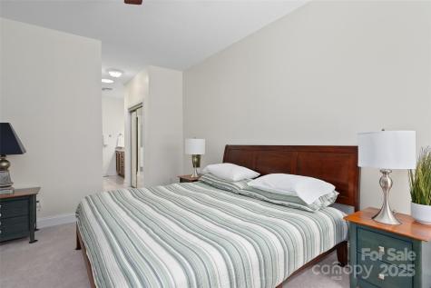 23 Holiday Drive Arden NC 28704