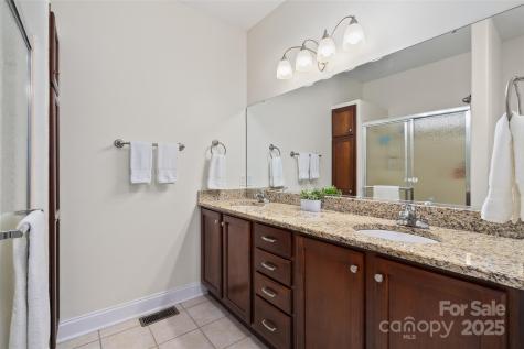 23 Holiday Drive Arden NC 28704